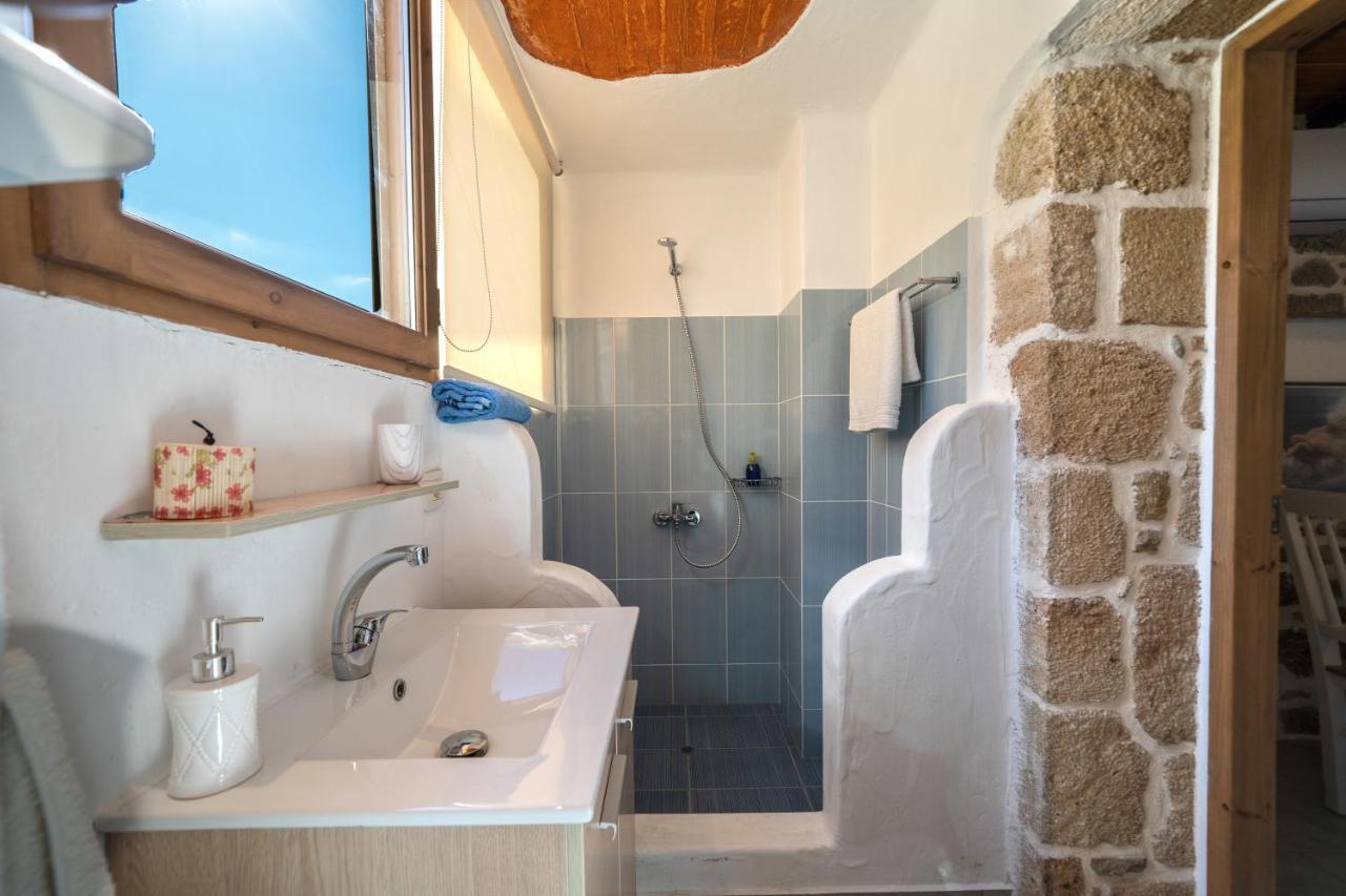 Mary'S Stone House Apartment Фаласарна Екстериор снимка