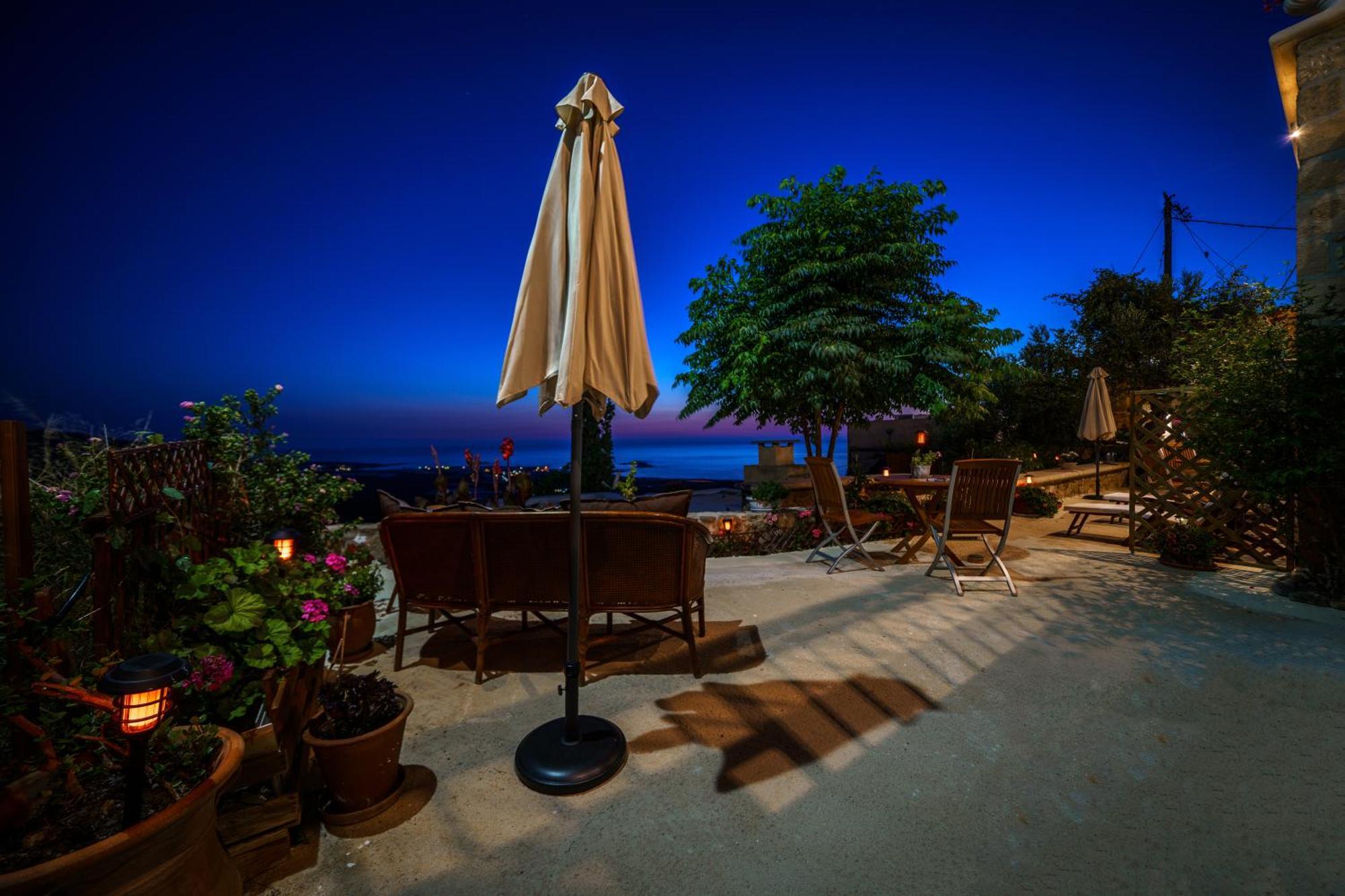 Mary'S Stone House Apartment Фаласарна Екстериор снимка
